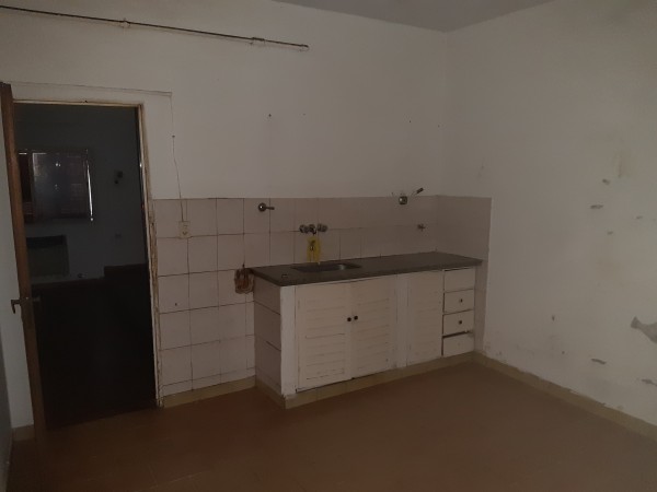 Venta departamento en planta baja centrico.