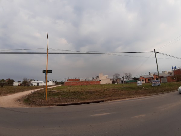 Venta terrenos avenida Irazusta 