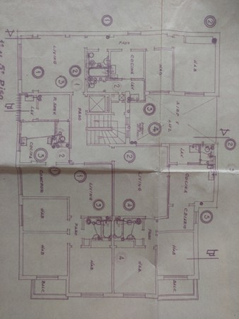 Venta departamento 4 ambientes. Centro.