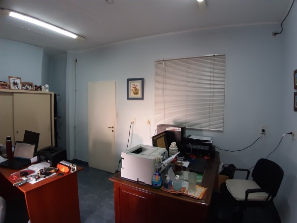 Venta importante casa centrica