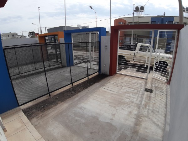 Venta duplex zona Obras Sanitarias
