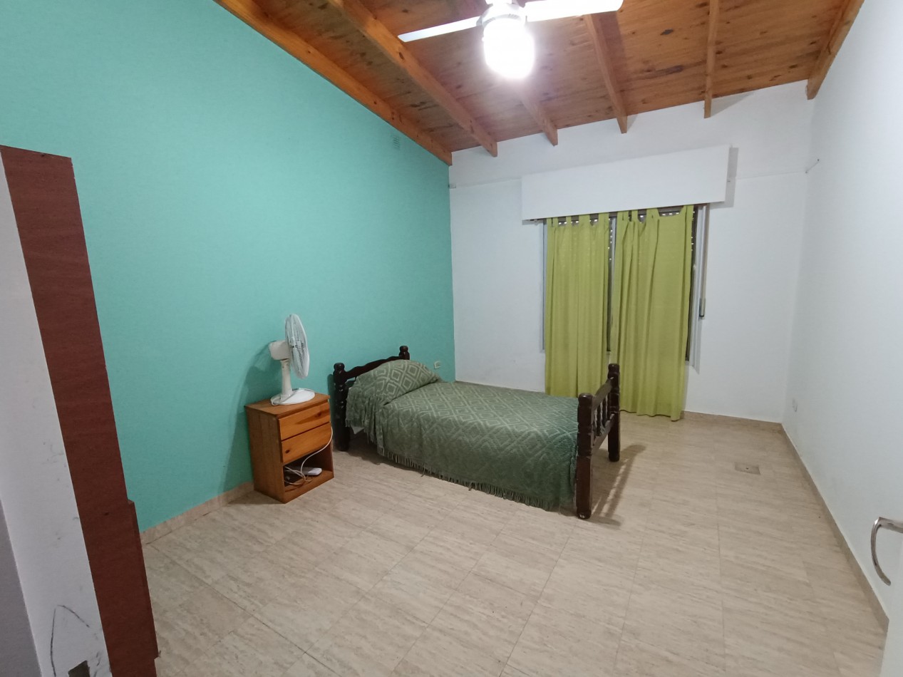 Venta casa quinta en Urquiza al Oeste.