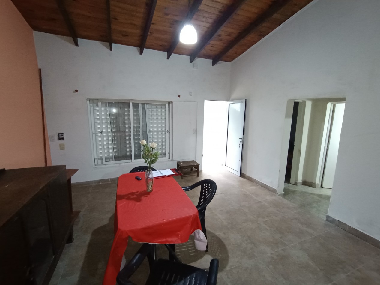Venta casa quinta en Urquiza al Oeste.