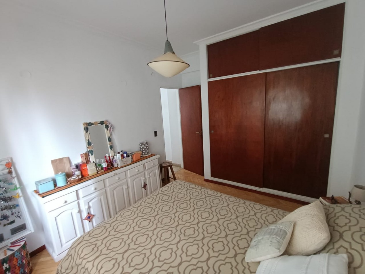 Venta departamento centrico 3 ambientes.