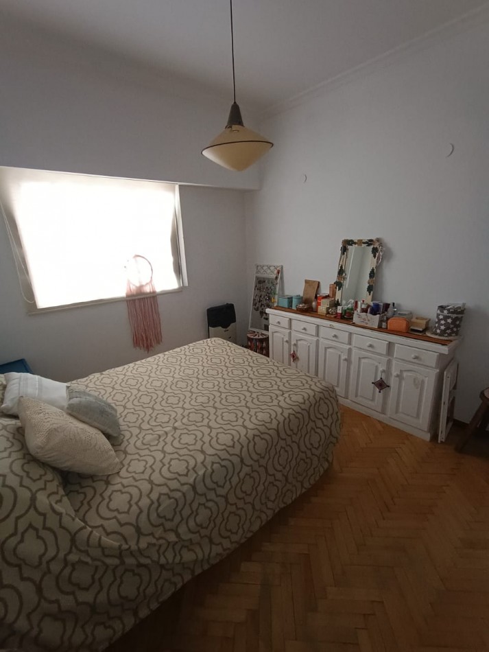 Venta departamento centrico 3 ambientes.