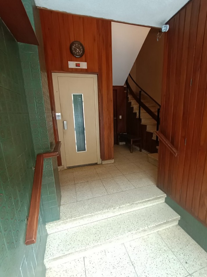 Venta departamento centrico 3 ambientes.