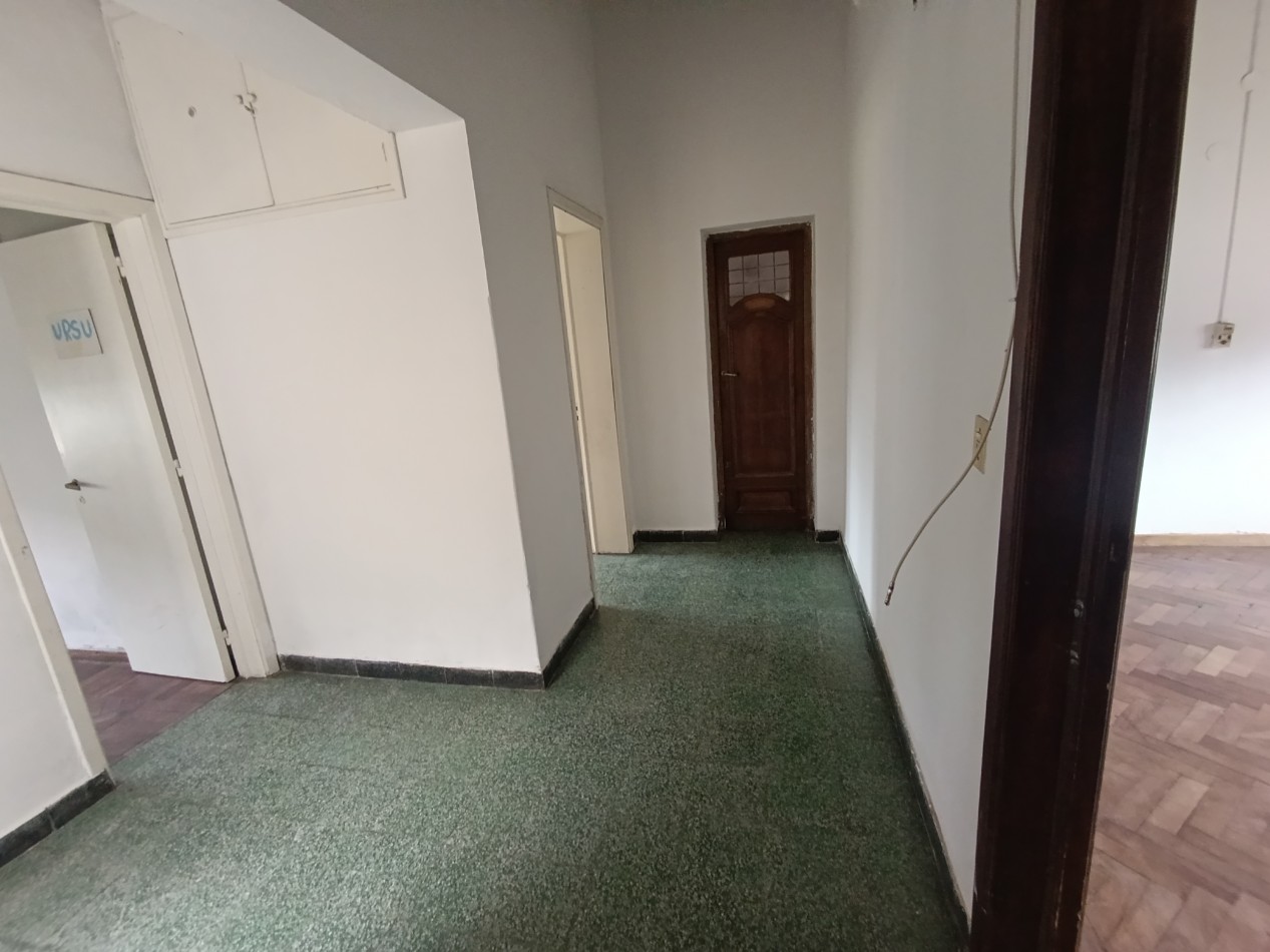 Venta chalet 3 hab. Ingreso a la ciudad