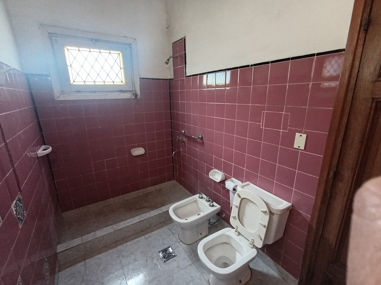 Venta chalet 3 hab. Ingreso a la ciudad