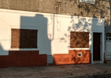 Venta departamento en planta baja centrico.